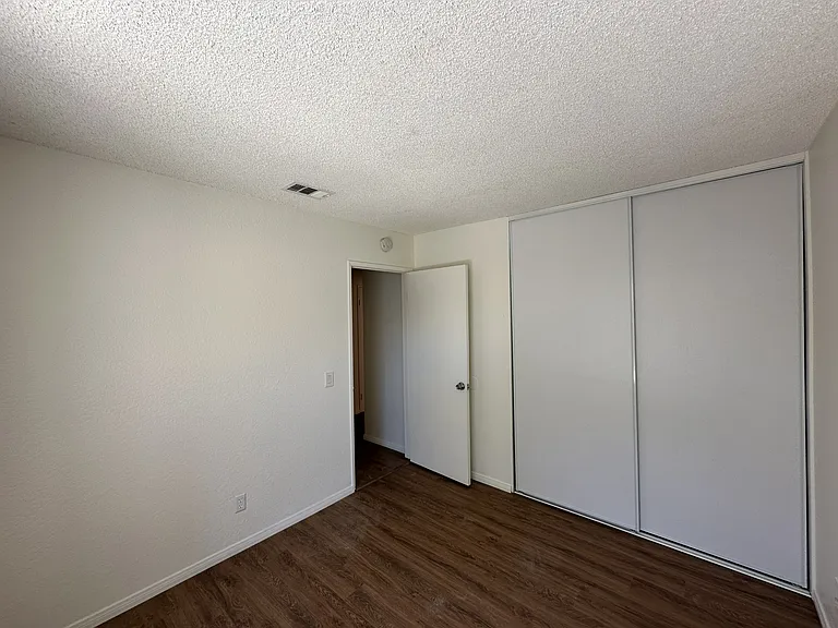 1219 E Avenue R7 — Photo 13