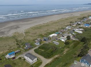 1 Pacific Ave, Moclips, WA 98562