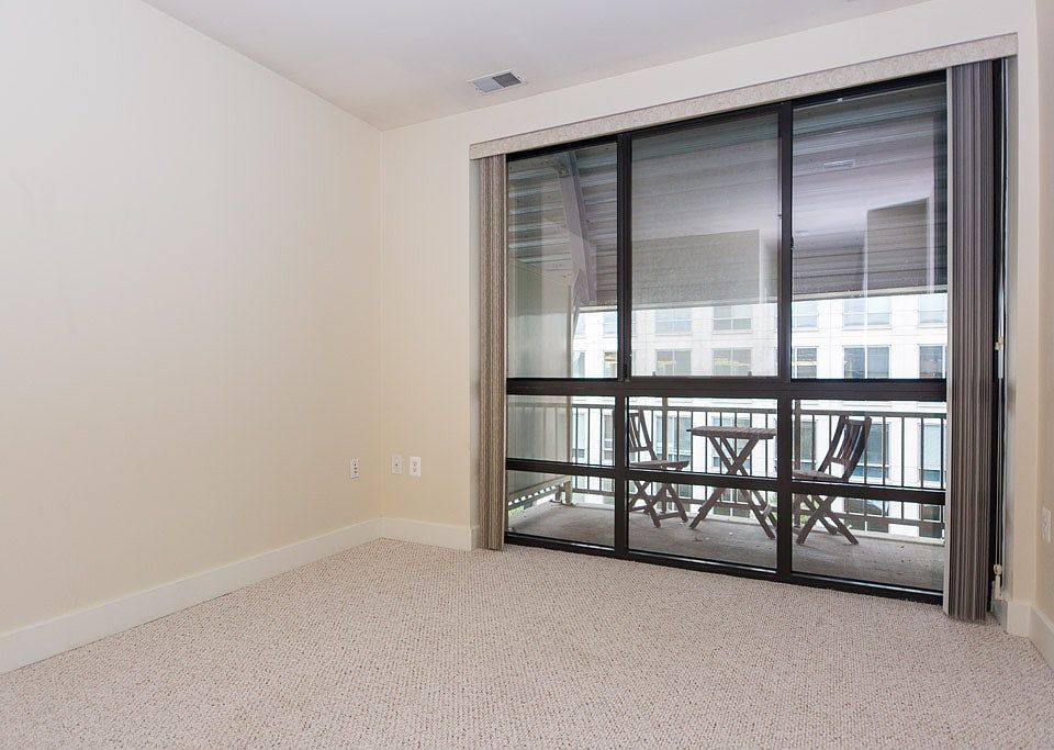 1st image of 1200 N Hartford St APT 606