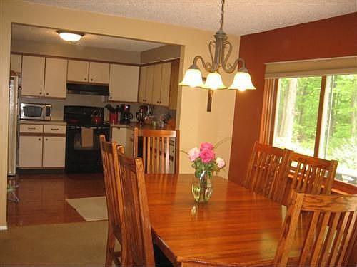 1st image of 4 B Woodcliffe Dr