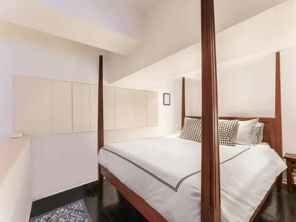 310 East 46th Street image 3 of 9