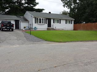 28 Fox Meadow Rd, Nashua, NH 03060