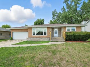 1420 W 54th Ave, Merrillville, IN 46410