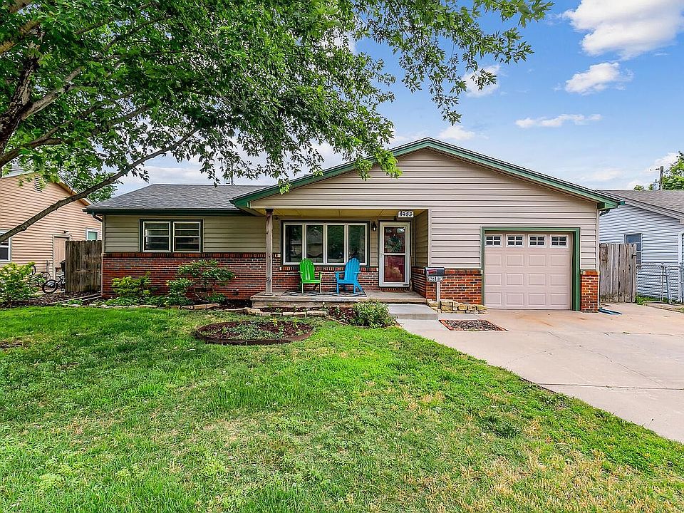 1st image of 2450 Breakwater Cir