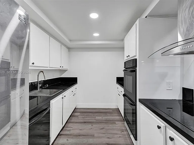1001 Three Islands Blvd #28 — Photo 6