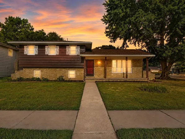 1383 N Caddy Ln, Wichita, KS 67212