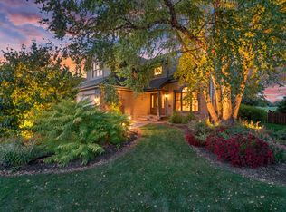 1920 White Oak Dr, Algonquin, IL