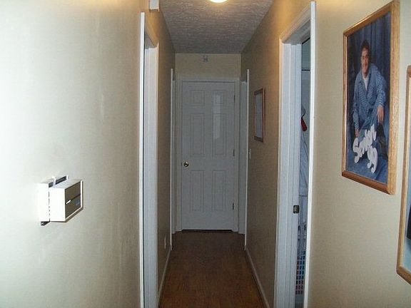 4th image of 167 Cloverdale Dr