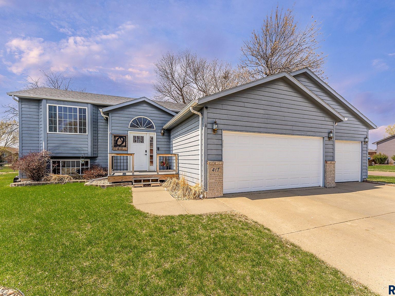 417 N Whitni Ln, Sioux Falls, SD 57107 | MLS #22303939 | Zillow