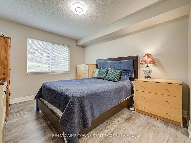 1450 Glen Abbey Gate #214 — Photo 20