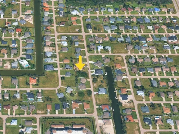 1312 SW 17th Pl, Cape Coral, FL 33991