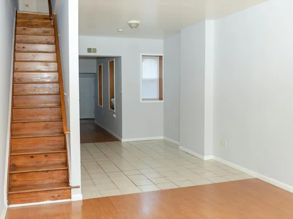 4829 Hawthorne St, Philadelphia, PA 19124