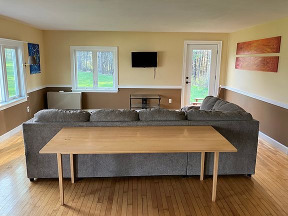 4th image of 29 Long Meadow Dr #1