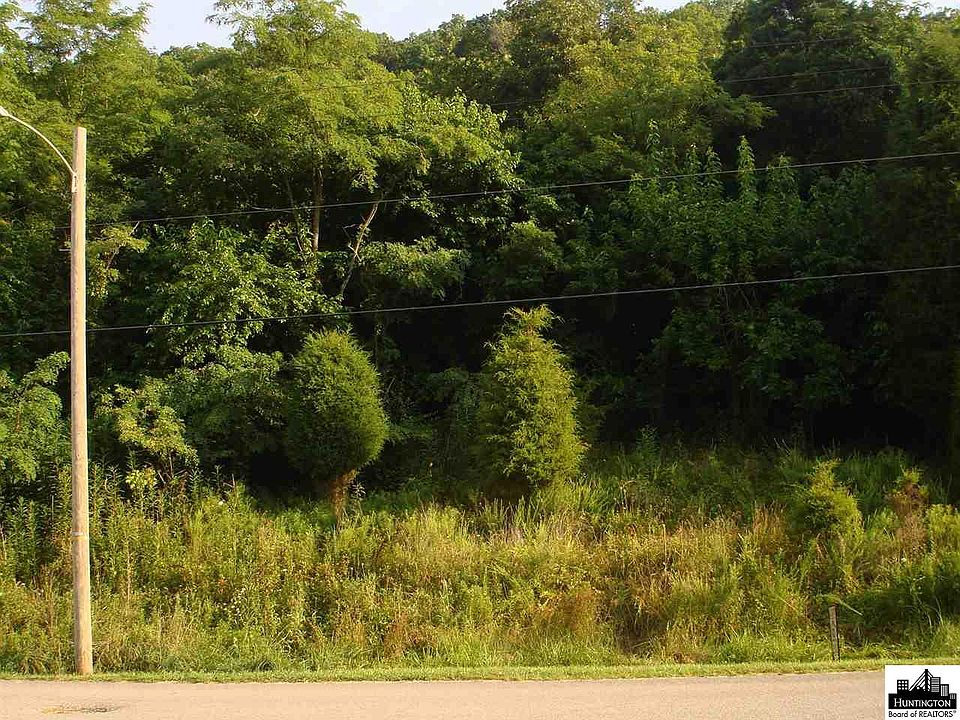 1st image of 6 Williamsburg Dr