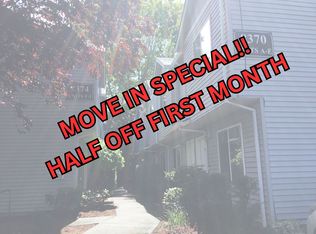 8370-8374 SE Brooklyn St #8370-A, Portland, OR