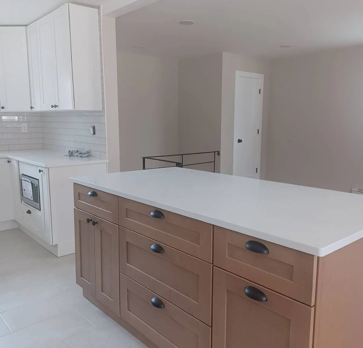 3 bed, 2.0 bath, 1000 sqft, $3,500 — Photo 4