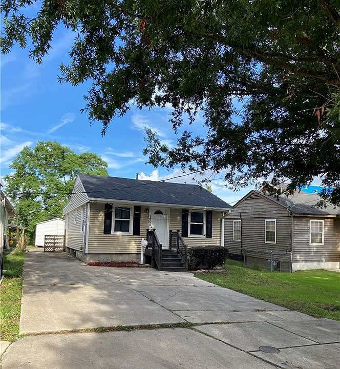 1st image of 1856 Shirley Dr