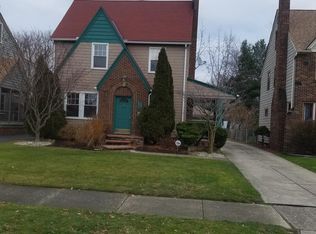 275 E 216th St, Euclid, OH