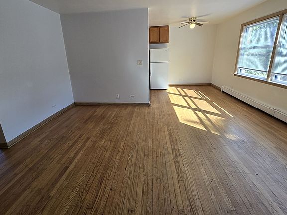 2nd image of 4114 N Kedvale Ave #1E
