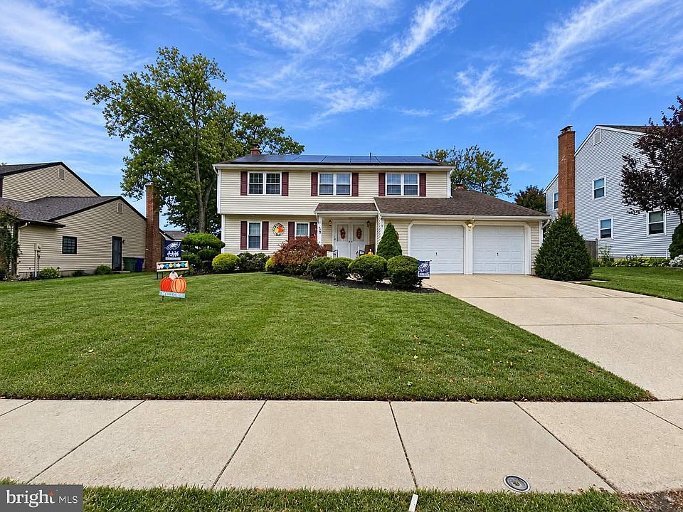 1st image of 9 Tinsmith Ln