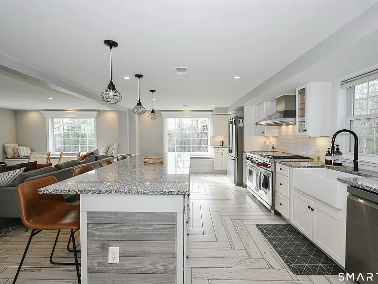 50 1/2 Mountain Spring Rd — Photo 10