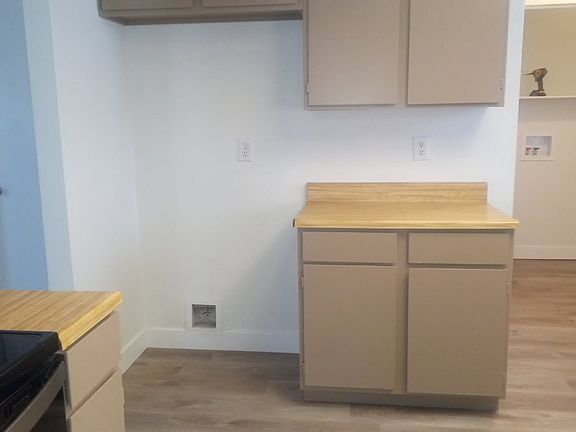 5th image of 2117 Birch Leaf Cir