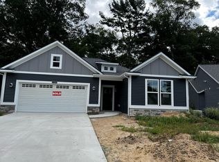 17560 Winged Foot Ct, Spring Lake, MI 49456