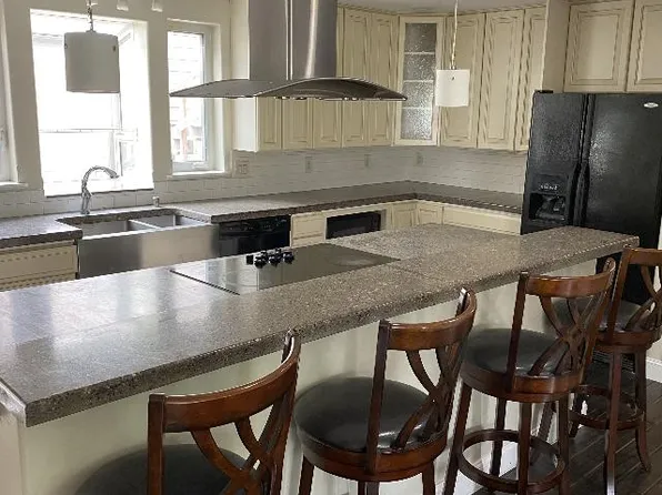 9830 Chelatna Cir #1, Anchorage, AK 99515