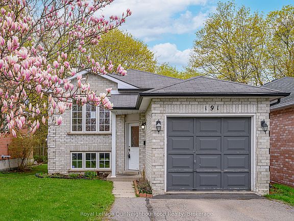 2nd image of 191 Carroll Cres