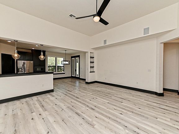 5th image of 100 Dax Dr