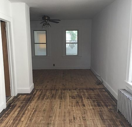 3rd image of 30 Davenport Ave