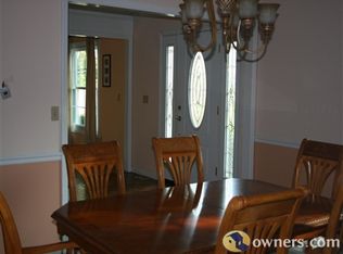 14 Windfall Ridge Ct, Chesterfield, MO 63005