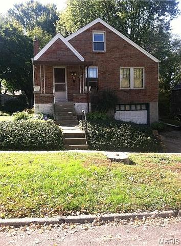 2nd image of 9536 Roslan Pl