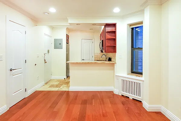 Rented by Warburg | media 3