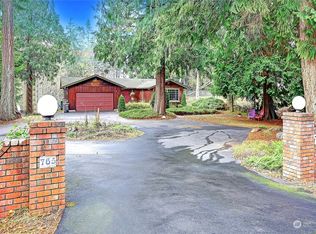765 W Vista Dr, Camano Island, WA