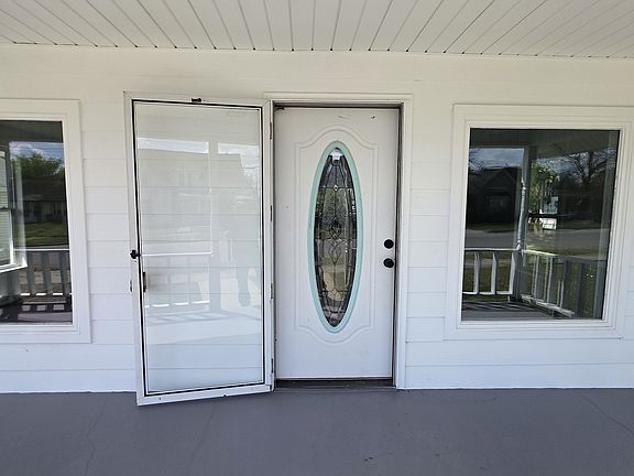 4th image of 314 Deller St