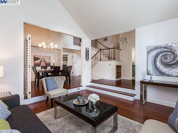 4th image of 5877 San Juan Way
