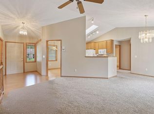 10025 Northwood Ln N, Brooklyn Park, MN 55443