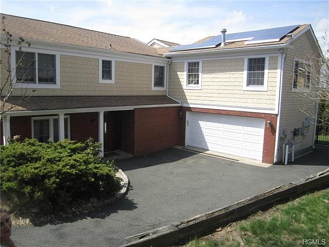1st image of 26 Shaw Ln