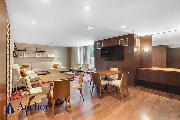 Rented by Anchor Associates | media 29