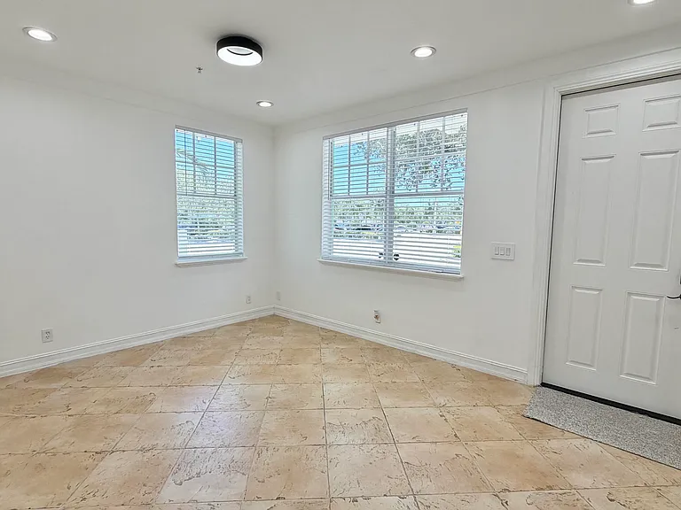 810 3rd Ave N #78 — Photo 10