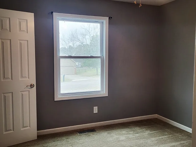 115 Sabel Cir — Photo 14