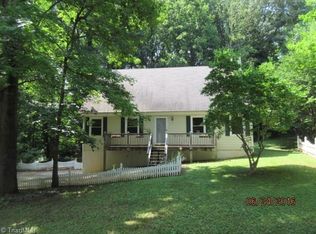 7166 Fireplace Ct, Kernersville, NC 27284