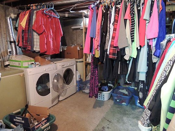 3rd image of 234 E 23rd St