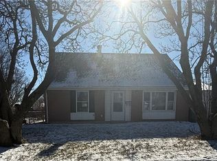 40 Greencliff Dr, Englewood, OH 45322