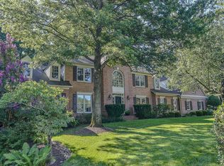 2003 Spring Branch Dr, Vienna, VA 22181