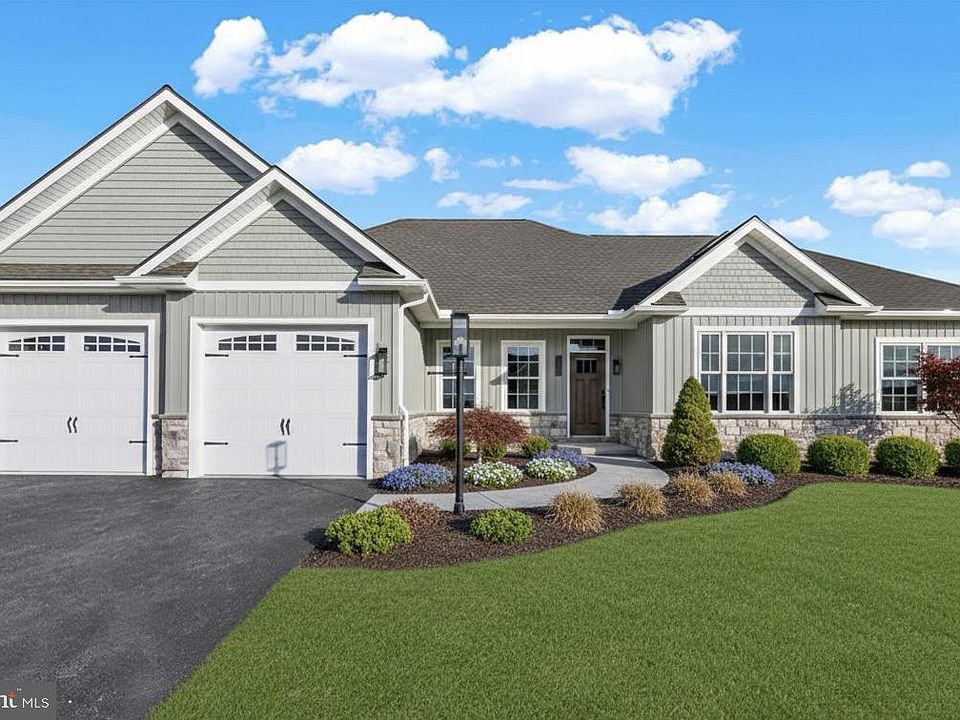 1st image of 4 Rolling Meadow Rd