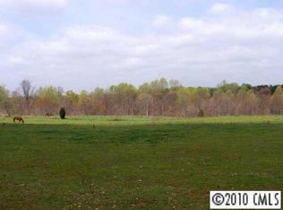 2 Kinder Rd, Harmony, NC 28634