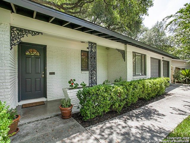 1st image of 438 Northridge Dr