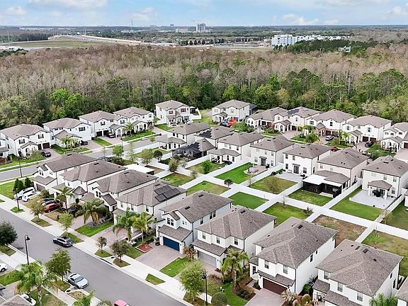 3rd image of 9872 Aurea Moss Ln